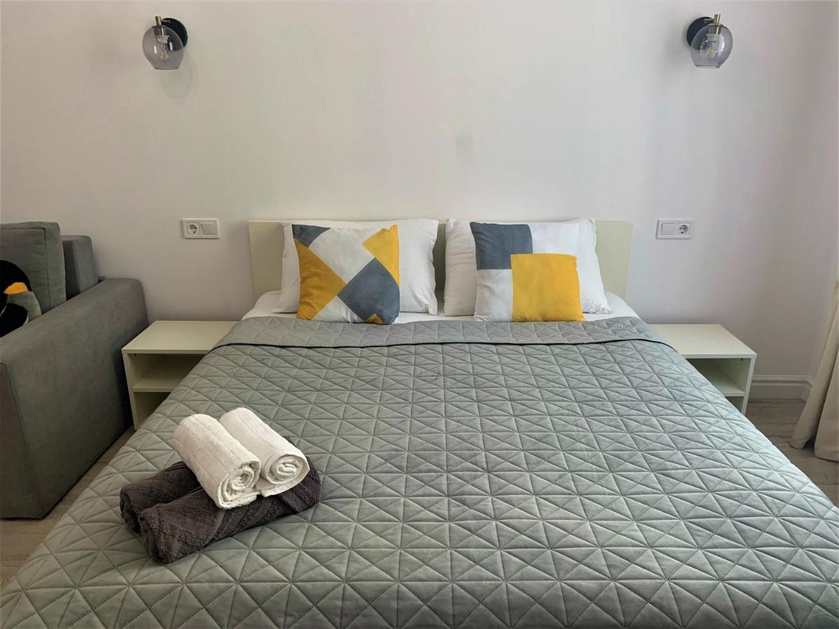 Iris Apartment On Popovich Lviv Eksteriør bilde