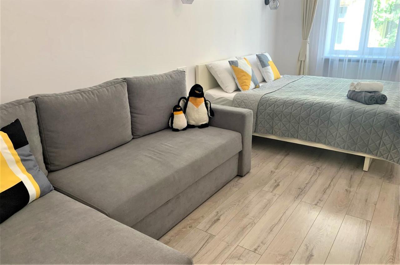 Iris Apartment On Popovich Lviv Eksteriør bilde