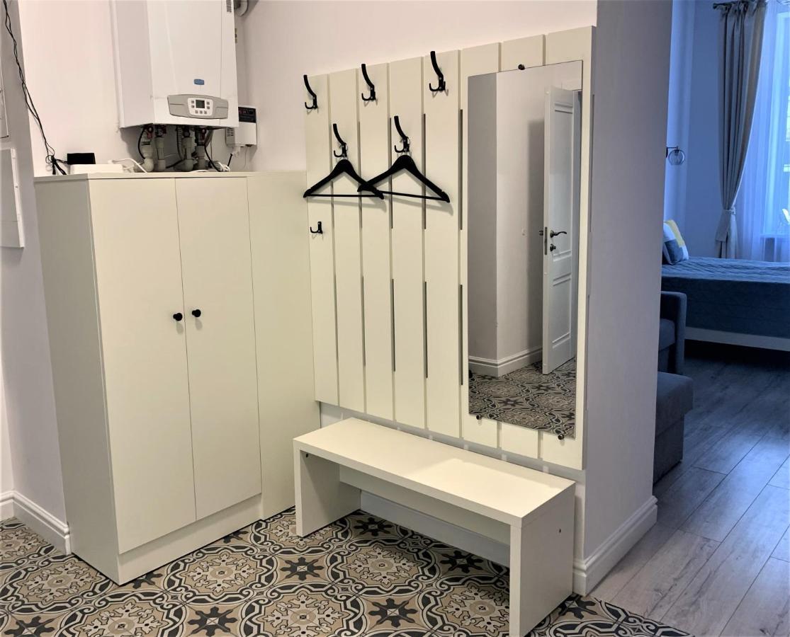 Iris Apartment On Popovich Lviv Eksteriør bilde