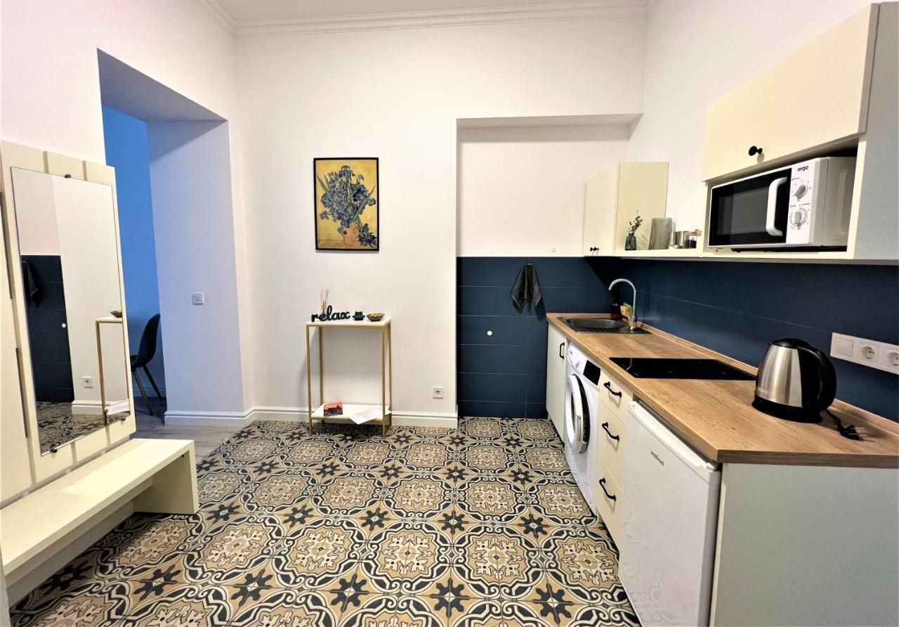 Iris Apartment On Popovich Lviv Eksteriør bilde